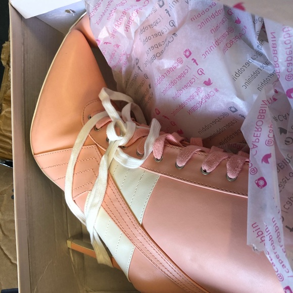 Cape Robbin Gigi1 pink&white lace up booties - Picture 6 of 7